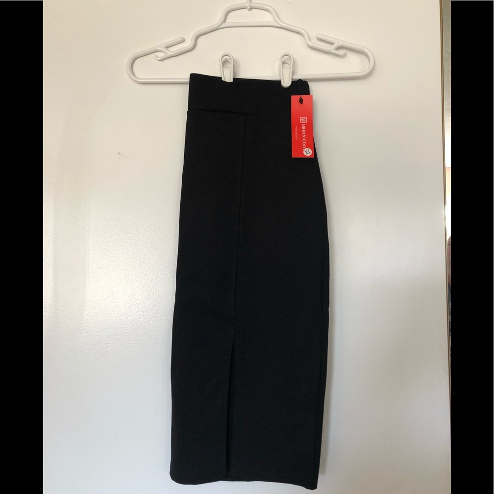 Blk pencil skirt